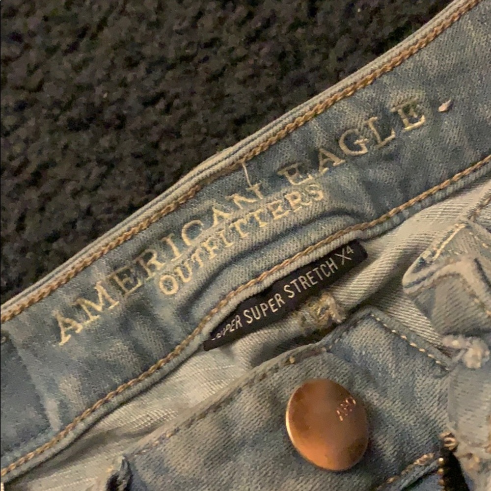 american eagle ripped jeans